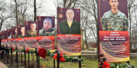 На Аллее Памяти, в День Героев Отечества, почтили память наших героев-земляков. - Управление культуры